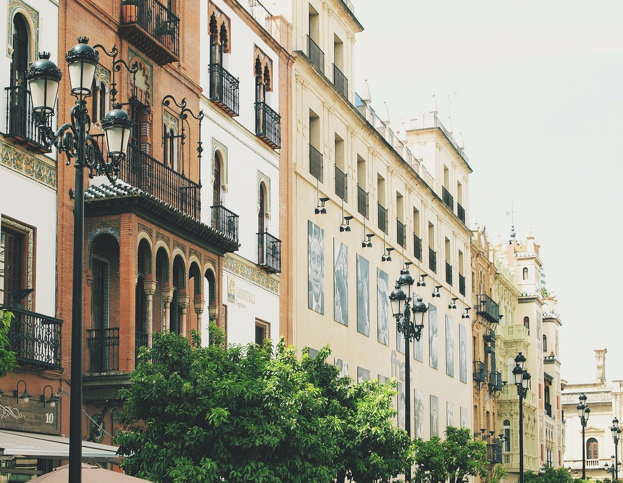 Plazos y prórrogas de plusvalía en Sevilla