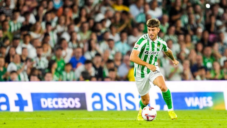 Real-Betis-y-Celta-acuerdan-transferencia-de-Iker-Losada.jpg