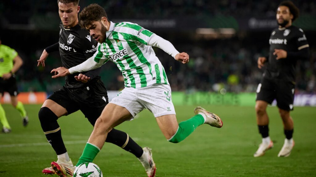 Empate-en-la-ida-de-los-octavos-en-la-UEFA.jpg