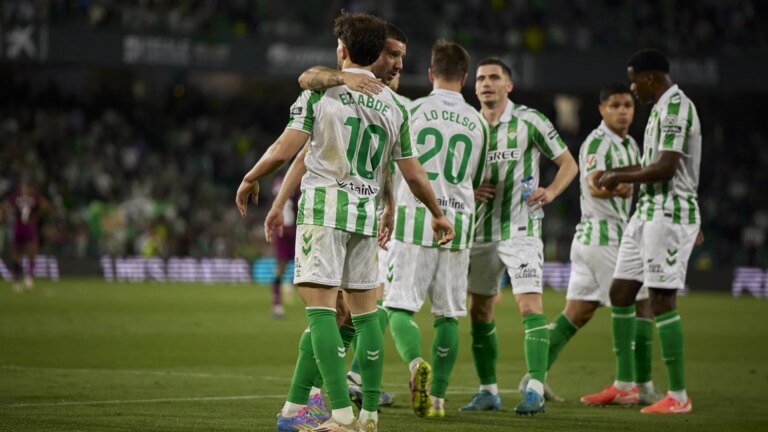 El-Real-Betis-aplasta-al-Real-Valladolid.jpg