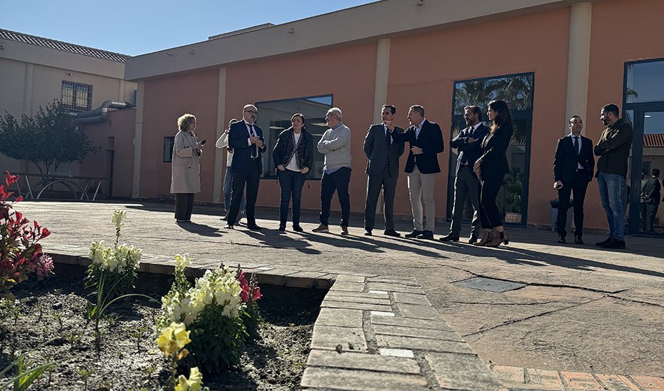 José Antonio Nieto, en una imagen de arcchivo, visita el CIMI Genil, en Granada, abierto en la pasada legislatura.