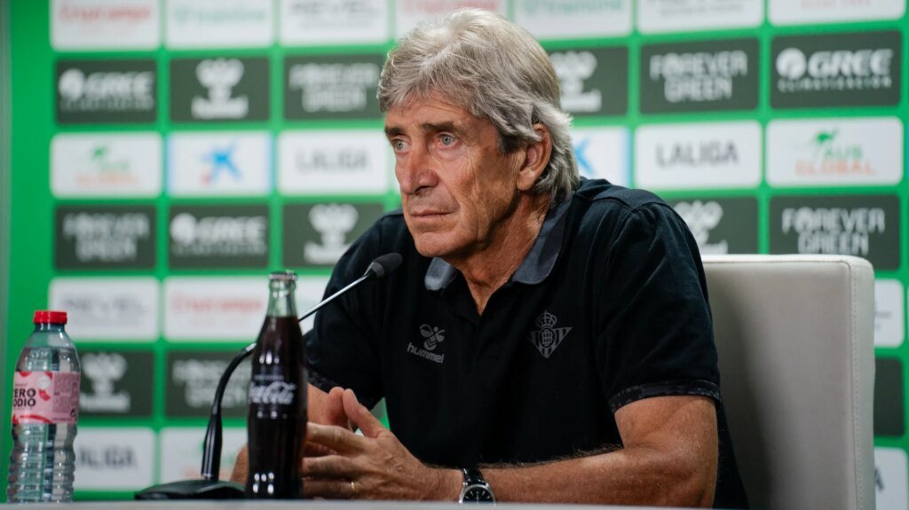1747851646_Rueda-de-prensa-de-Manuel-Pellegrini-en-el-Media-Day.jpg