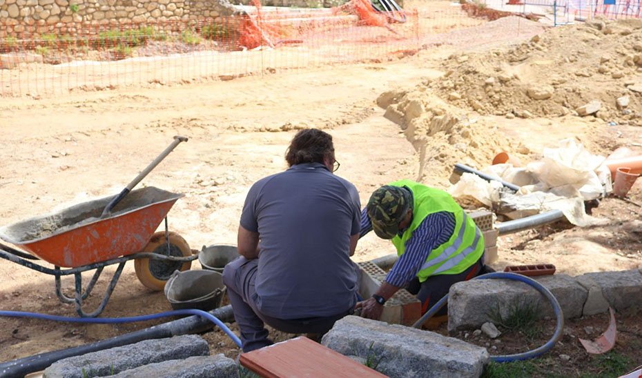 Obras del Plan de Fomento de Empleo Agrario (PFEA).