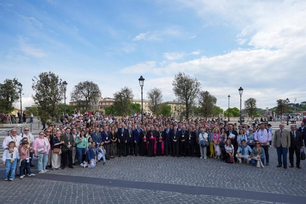 Sanz-destaca-la-peregrinacion-de-la-Archidiocesis-en-el-Vaticano.jpg
