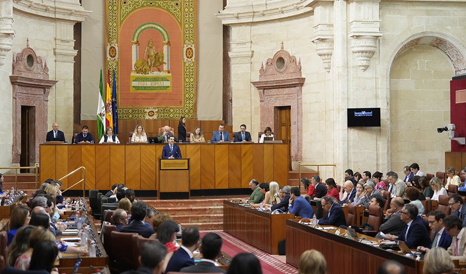 1749766640_Moreno-destaca-la-apuesta-de-Andalucia-por-la-estabilidad-y.jpg