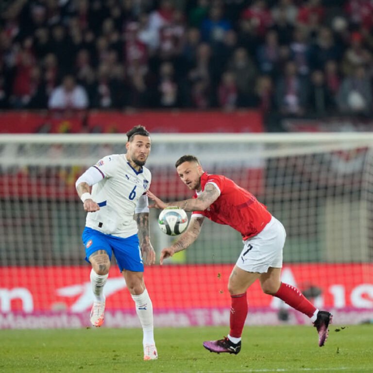 Diez-minutos-para-Gudelj-en-empate-de-Serbia-ante-Albania.jpg