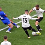 El-idilio-entre-el-Sevilla-FC-y-Francia-Bade-el.jpg