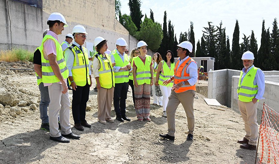 La-Junta-comienza-obras-del-nuevo-punto-limpio-en-Mengibar.jpg
