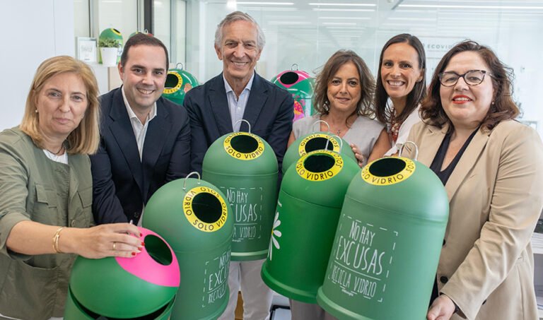 Andalucia-refuerza-la-cooperacion-con-Ecovidrio-para-potenciar-el-reciclaje.jpg