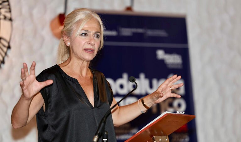 La consejera de Cultura y Deporte, Patricia del Pozo, durante la presentación en Jerez del Circuito Andaluz de Peñas Flamencas 2025.