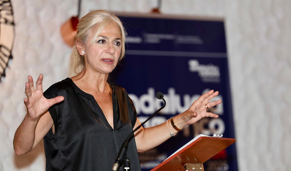 La consejera de Cultura y Deporte, Patricia del Pozo, durante la presentación en Jerez del Circuito Andaluz de Peñas Flamencas 2025.