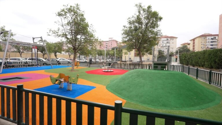 El-Gobierno-renueva-parque-infantil-en-Parque-Alcosaembedhttpswwwyoutubecomwatchv-eYe_lSo5r4embed.jpeg