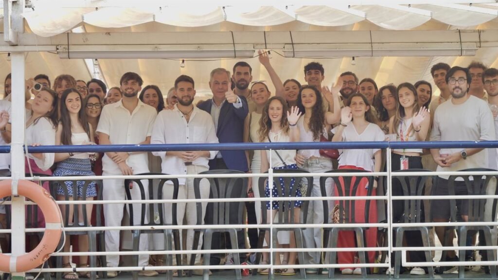 El-alcalde-de-Sevilla-agradece-labor-ejemplar-de-voluntarios-en.jpg
