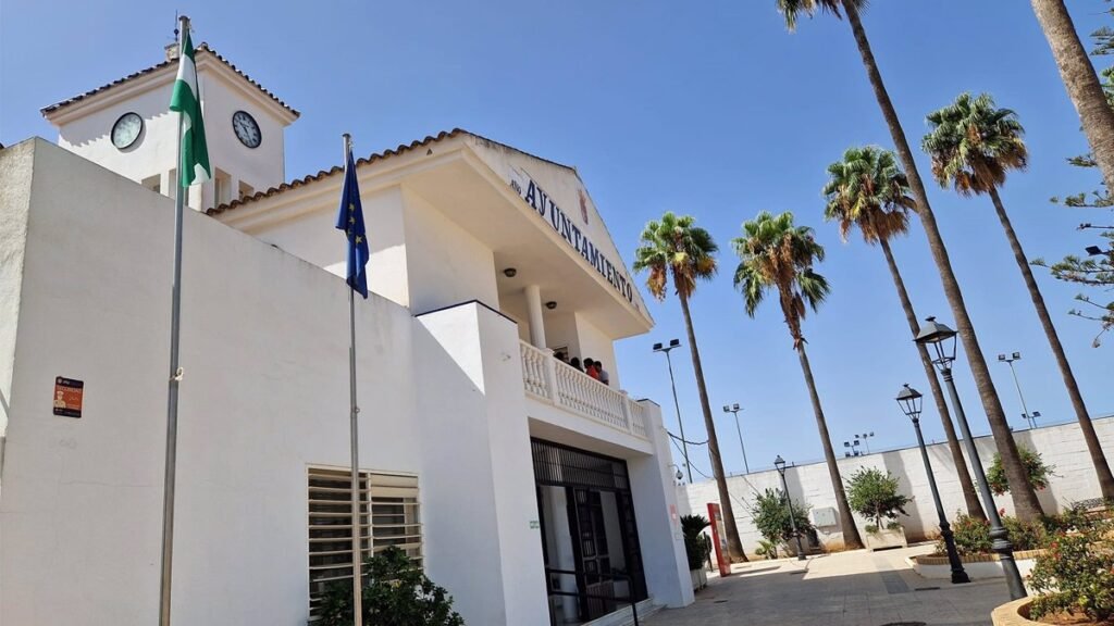 La-Guardia-Civil-entrega-citaciones-judiciales-en-el-Ayuntamiento-de.jpg