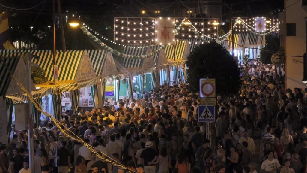 Preparativos-para-la-Vela-de-Santa-Ana-en-Sevilla.jpg