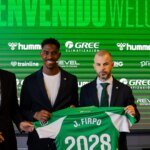 Presentacion-de-Junior-Firpo-como-nuevo-jugador-del-Real-Betis.jpg