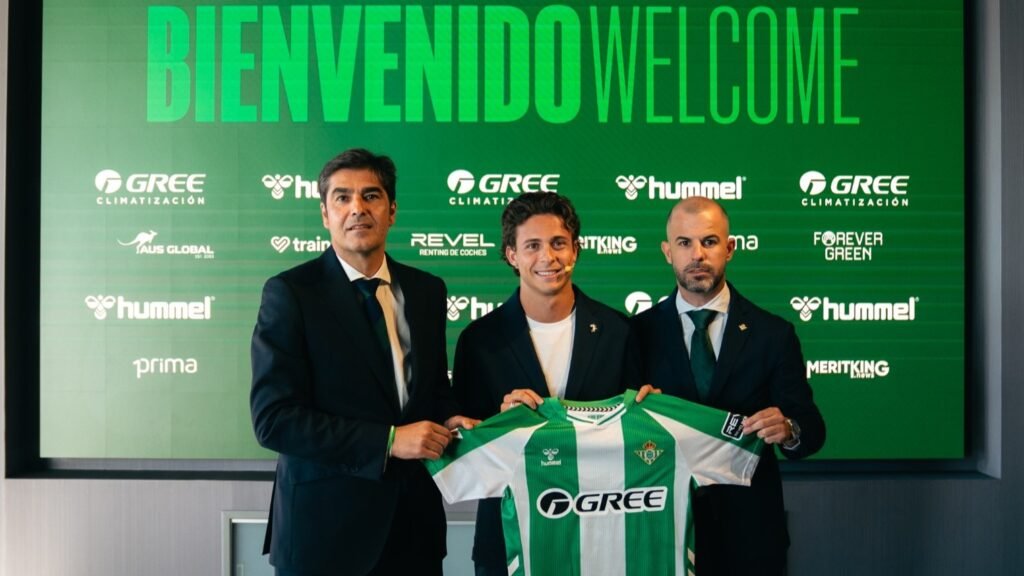 Rodrigo-Riquelme-se-une-al-Real-Betis-como-refuerzo-de.jpg