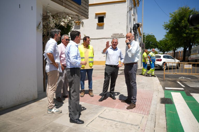Visita-de-Jose-Luis-Sanz-a-Juan-Sebastian-Elcano-tras.JPG