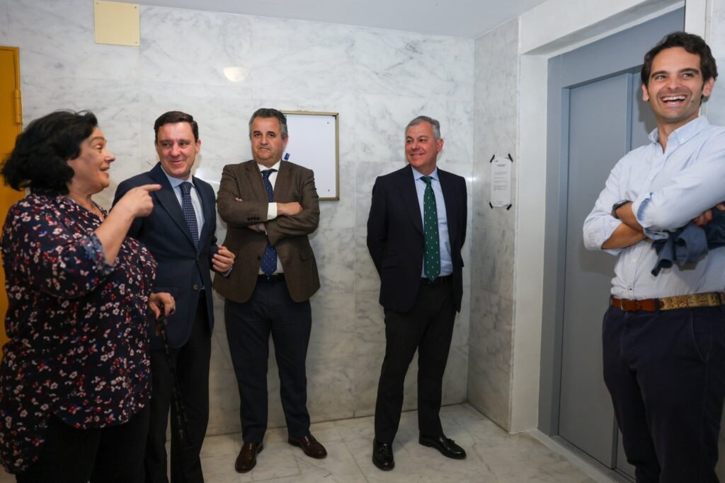 El-Gobierno-de-Sanz-lanza-nueva-convocatoria-de-ayudas-para.jpeg