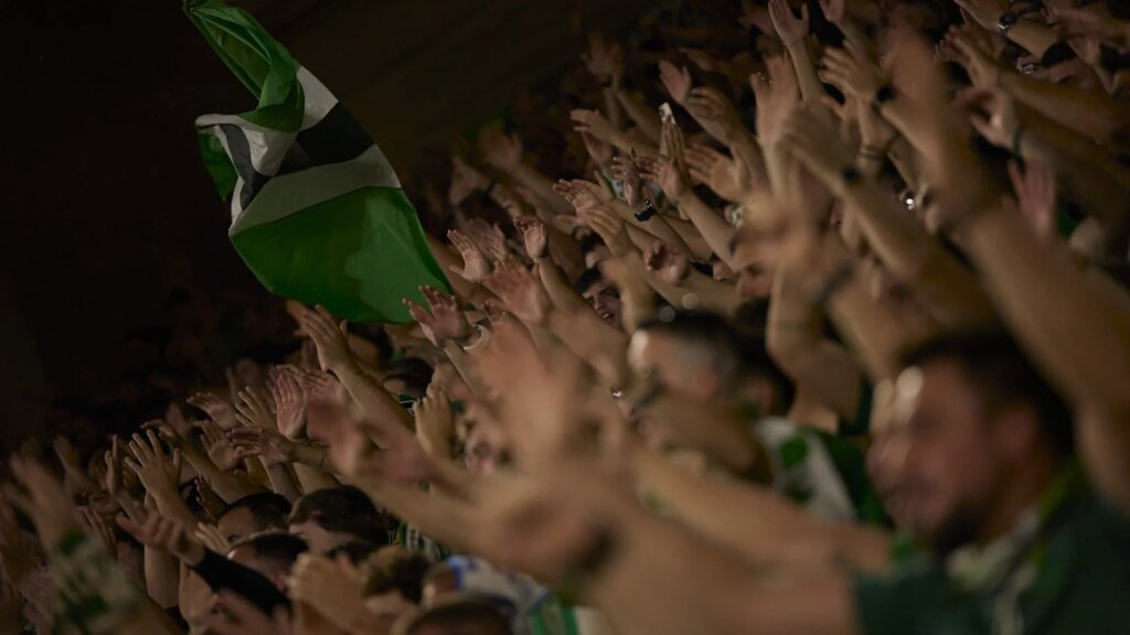 El-Real-Betis-cierra-renovaciones-con-49737-abonados.jpg