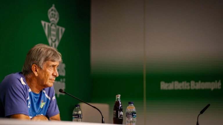 Rueda-de-prensa-de-Manuel-Pellegrini-previa-al-Real-Betis.jpg