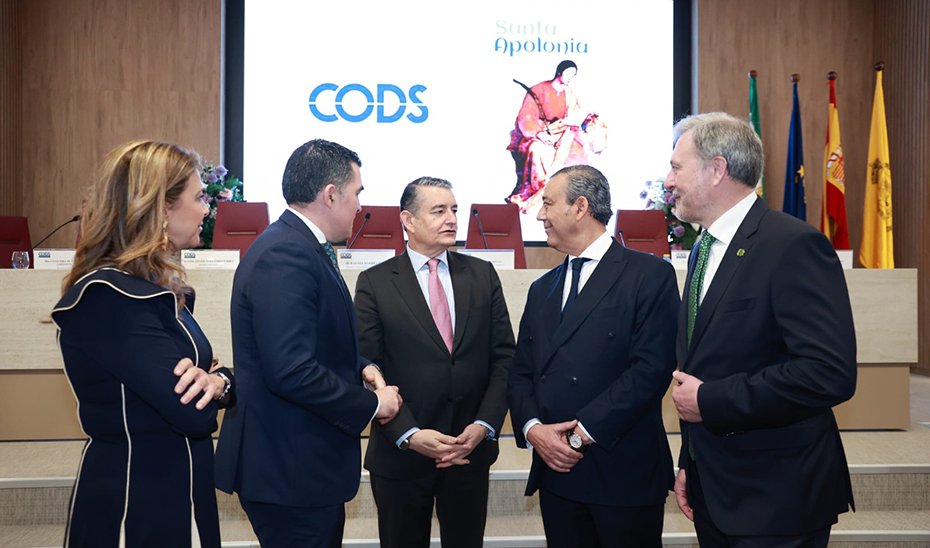 Antonio Sanz, en los actos por la Festividad de Santa Apolonia, patrona de los dentistas, organizados en Sevilla.