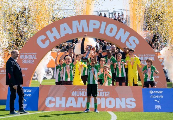 El-Alevin-A-del-Real-Betis-Balompie-gana-Mundial-de.jpg