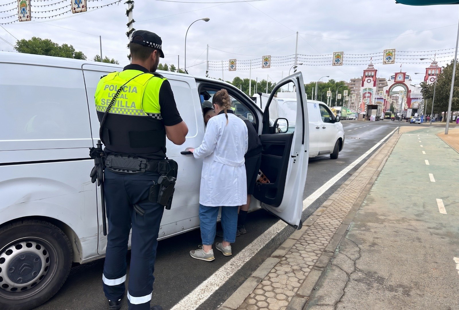Refuerzo-de-seguridad-alimentaria-en-la-Feria-de-Abril-2026.jpeg