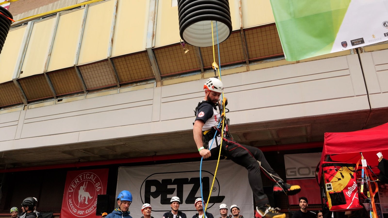 Sevilla-destaca-en-rescate-en-altura-con-el-Rescue-Great.jpg
