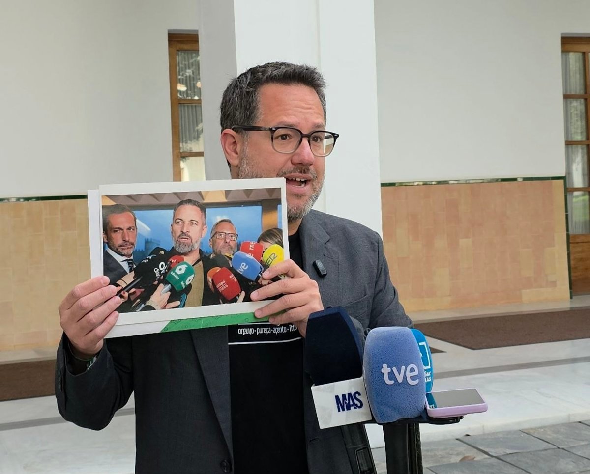 Adelante-denuncia-propaganda-de-Vox-por-incitar-al-odio-contra.jpg
