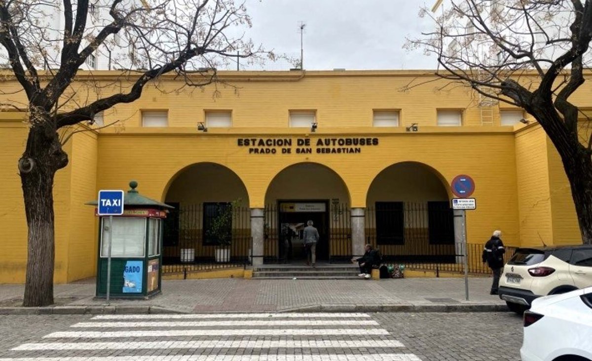Dos-heridos-por-caida-de-rama-de-arbol-en-el.jpg