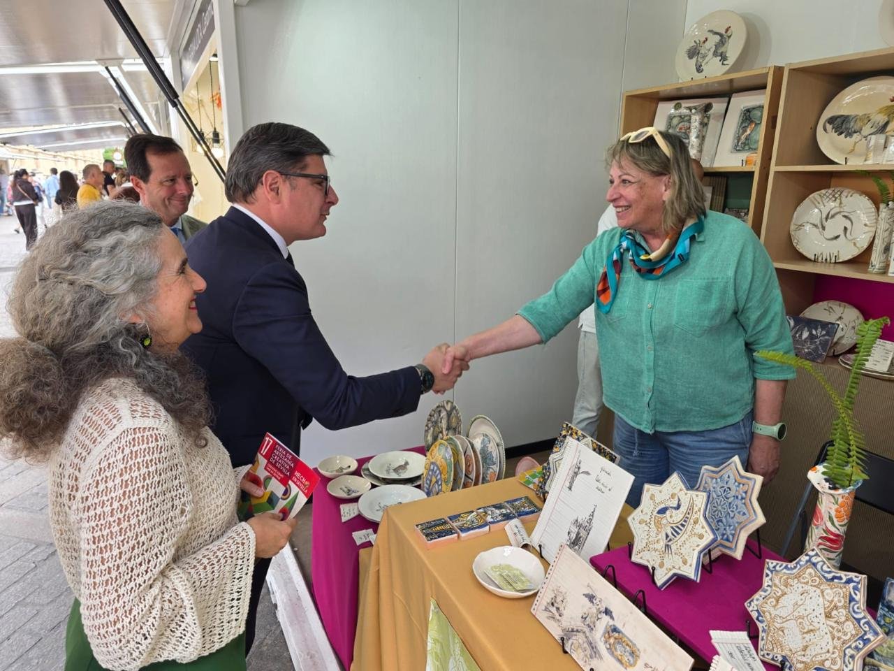 El-Ayuntamiento-impulsa-la-Feria-de-Artesania-Creativa-Hecho-en.jpeg