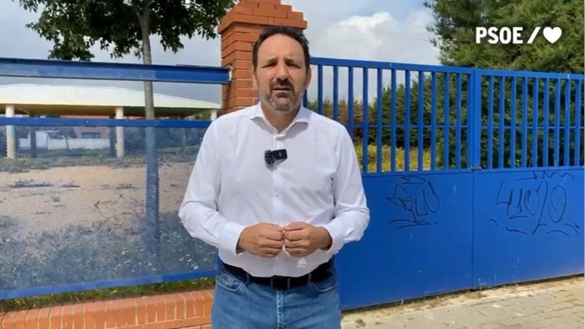 El-PSOE-de-Sevilla-denuncia-abandono-y-falta-de-uso.jpg