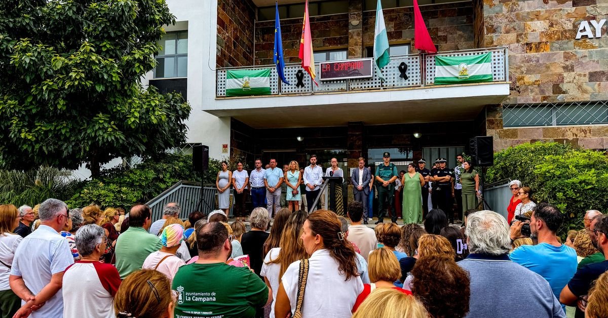 La Campana se une en silencio para condenar el brutal asesinato de Vanessa